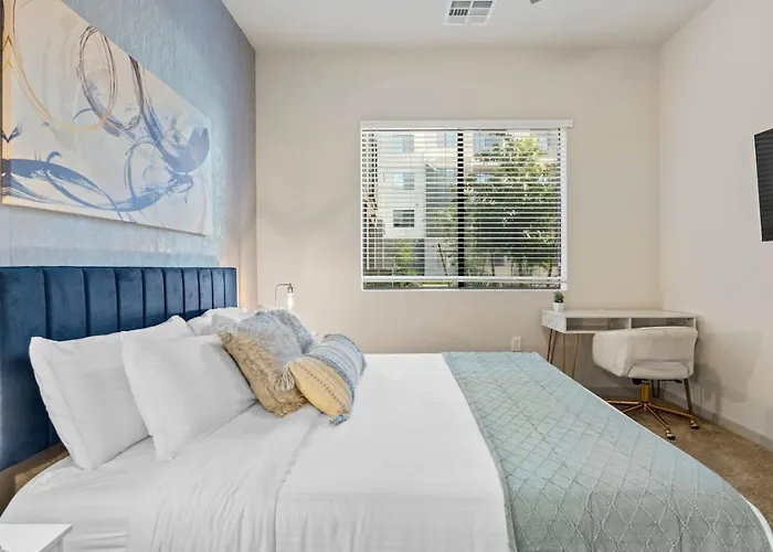 Oasis Near Asu & Downtown With Pool, Gym, Parking & Hot Tub * Tempe