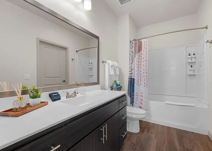 Apartment Oasis Near Asu & Downtown With Pool, Gym, Parking & Hot Tub Tempe