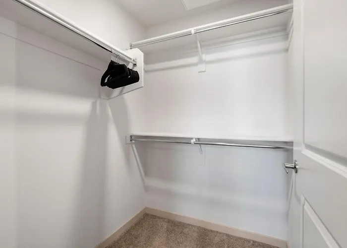 Oasis Near Asu & Downtown With Pool, Gym, Parking & Hot Tub * Tempe