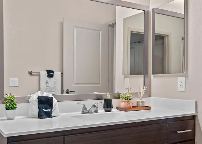 Apartment Oasis Near Asu & Downtown With Pool, Gym, Parking & Hot Tub Tempe